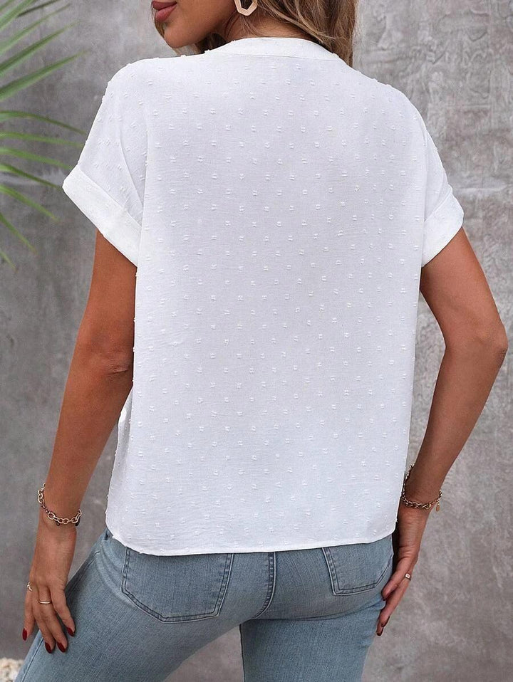 Leilani - TOP met witte Zwitserse stippen en knopen